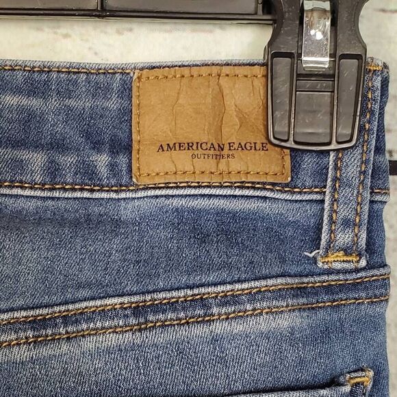 American Eagle Next Level Stretch Denim Shorts Women’s Size 00 Distressed Cuffed - Picture 3 of 7